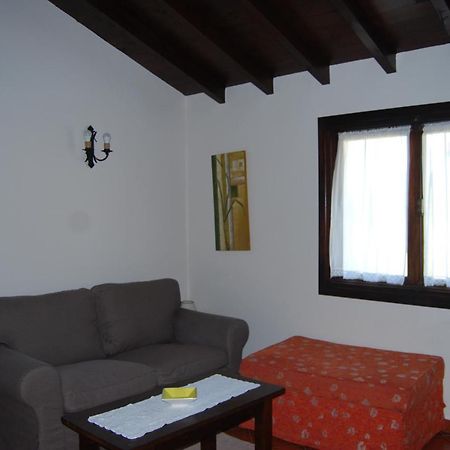 Apartamentos El Perujo โกมิญาส ภายนอก รูปภาพ